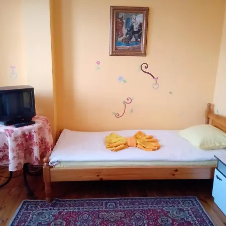 Lavega 2* Kyustendil