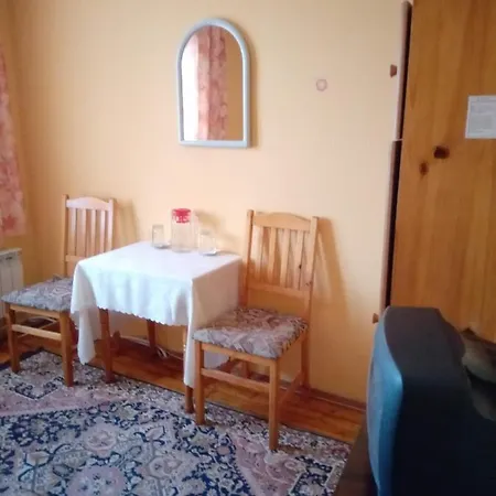 Lavega Hotel